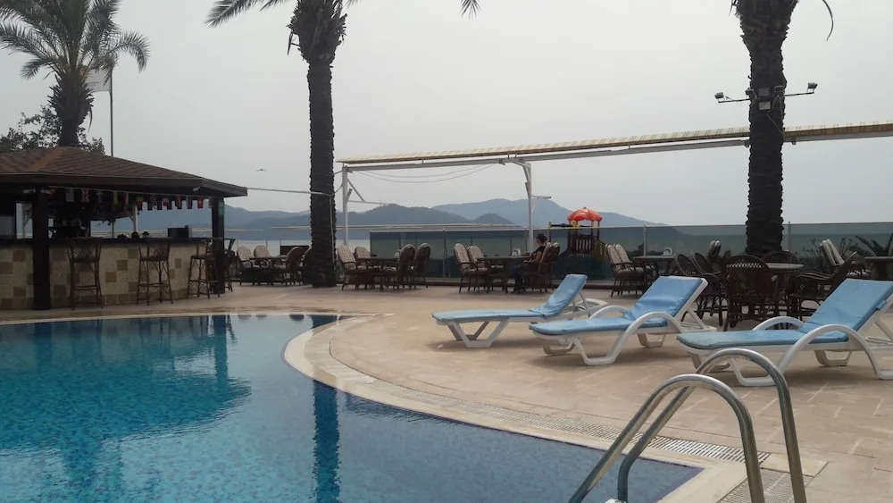Sunset Beach Club Aqua 26
