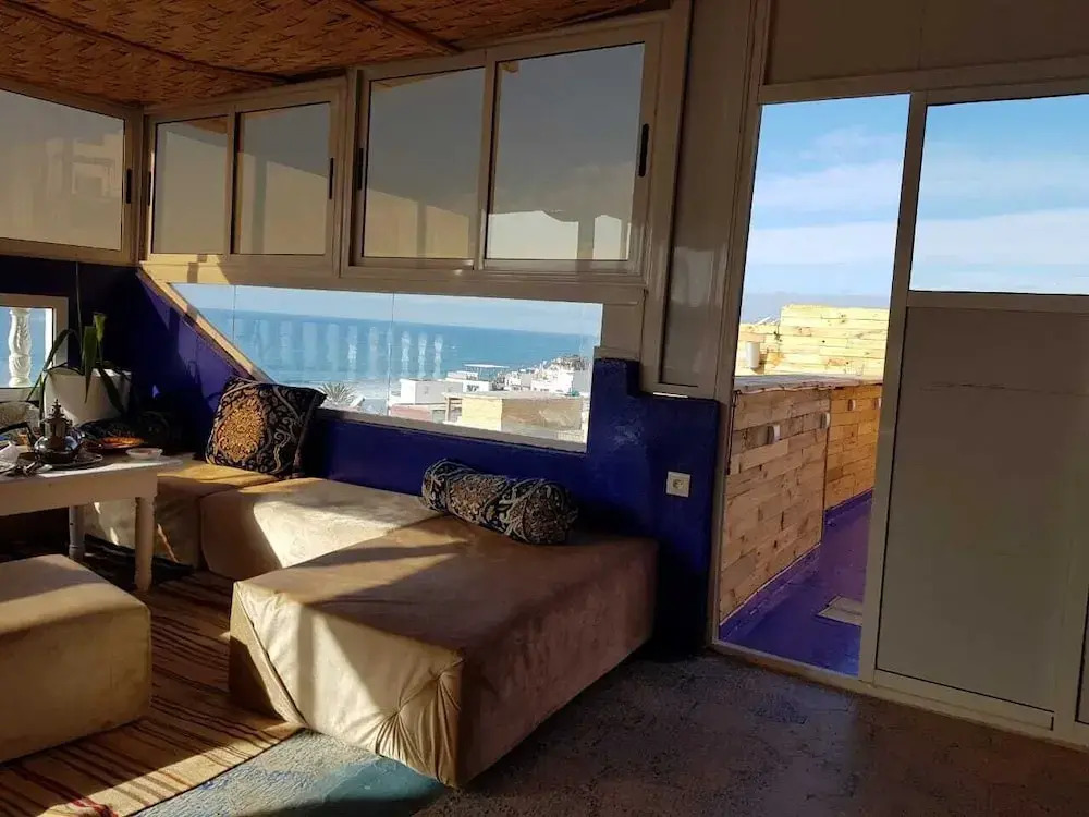 BigBlue Surf Experience Hostel