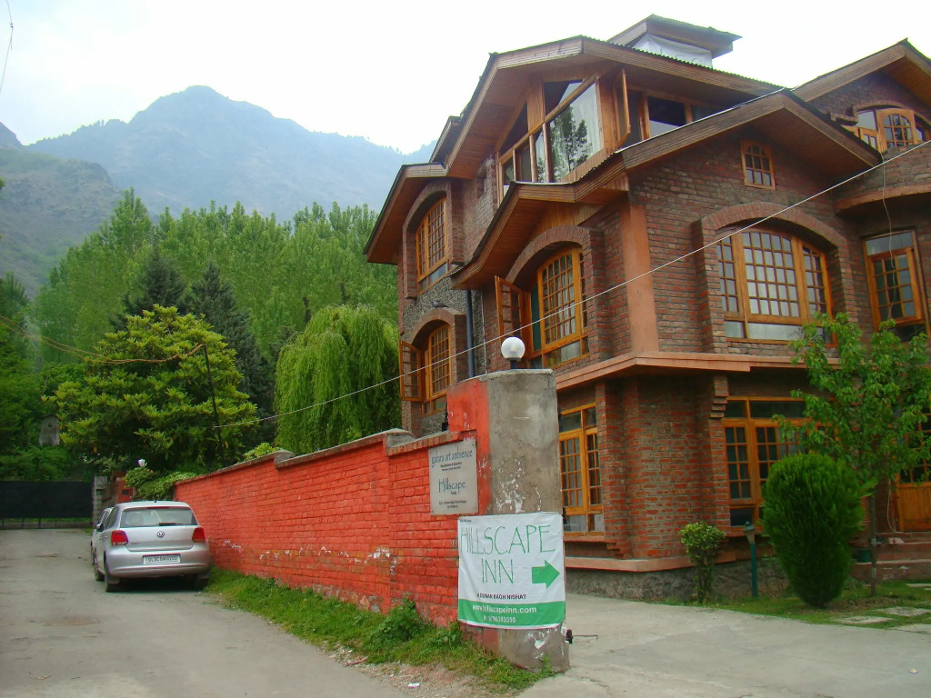 Hillscape Inn