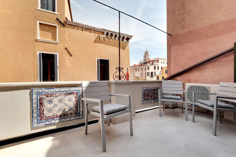Santo Stefano Accademia Apartment Venice