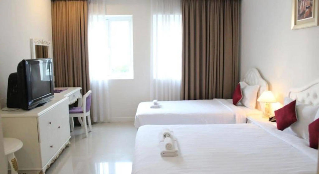 Bizo Diamond Hotel