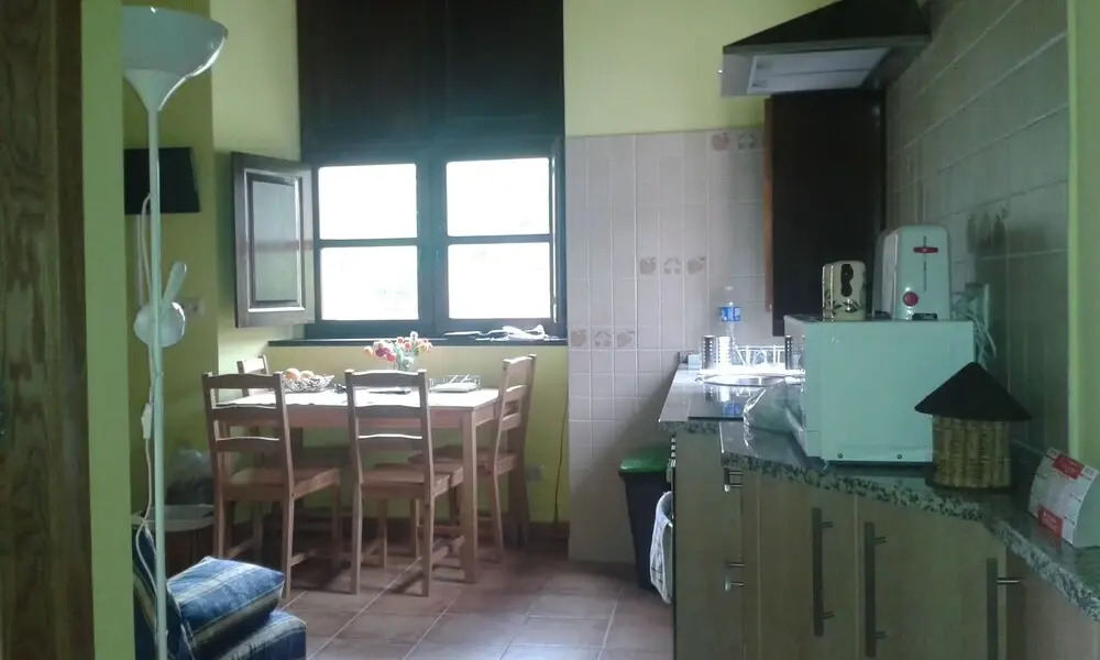Casa Rural de alquiler integro La Cantina de Villarmayor-Asturias