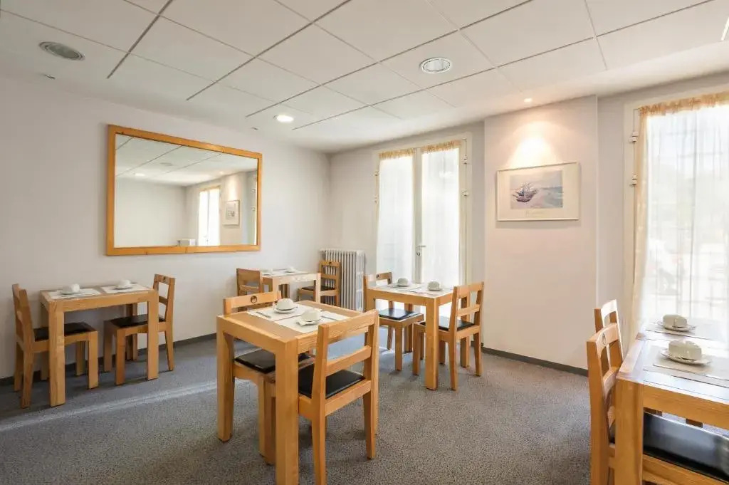 Logis Hotel Le Cygne