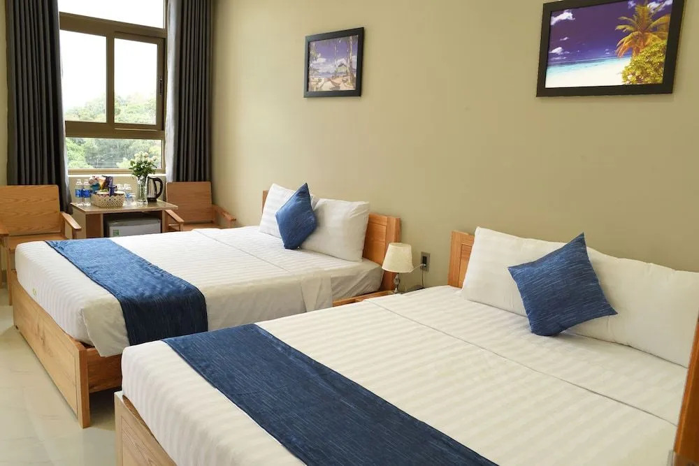 Lucky Star Ho Tram Hotel & Restaurant