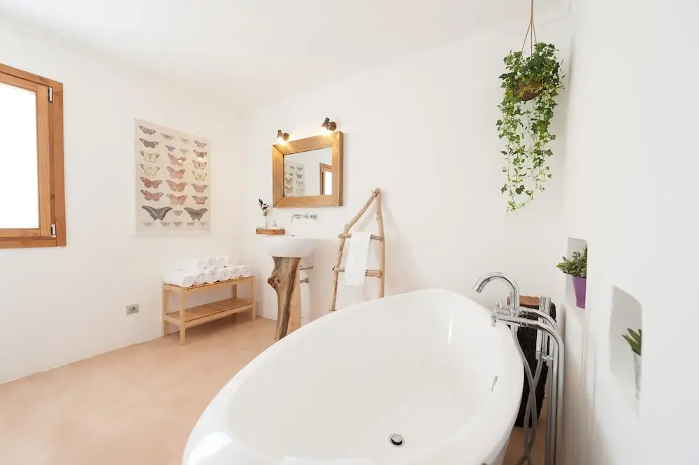 Son Vell. Mallorca. Casa amb piscina ecològica