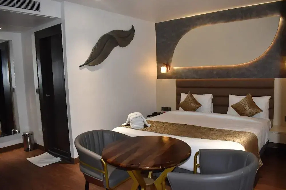 3 AG Hotel & Resort