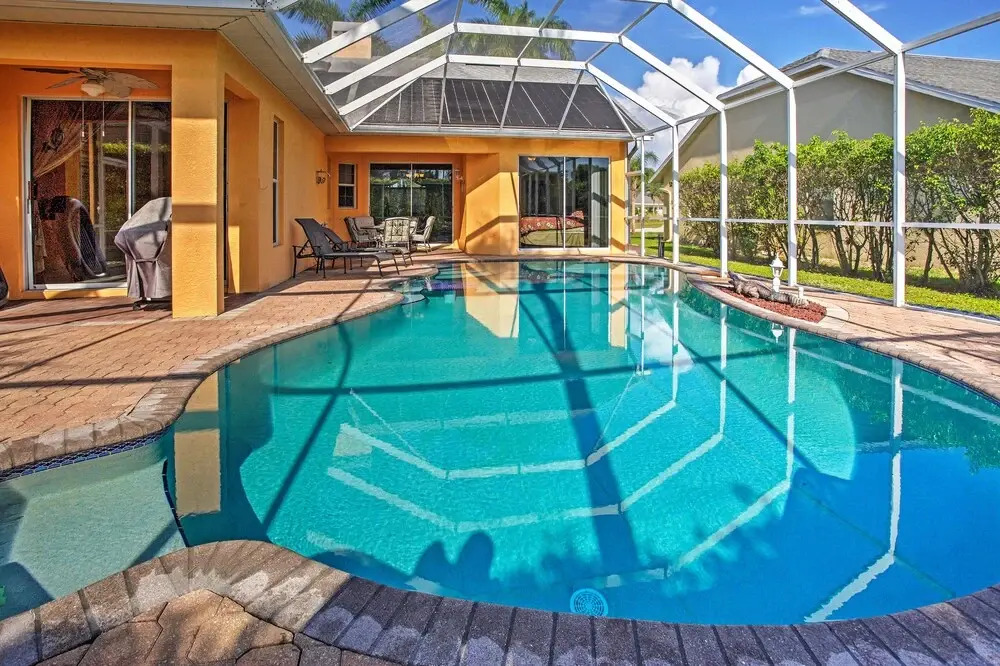 Naples Home w/ Pool, Extended Stays Welcome!