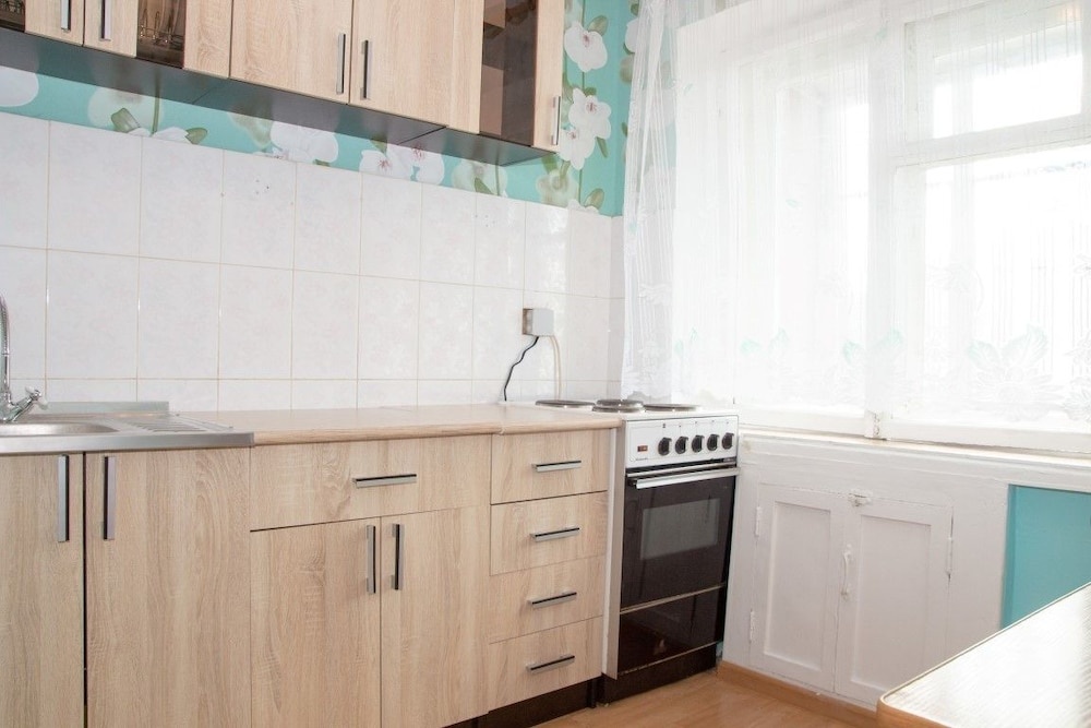 Apartment on Posyetskaya 16
