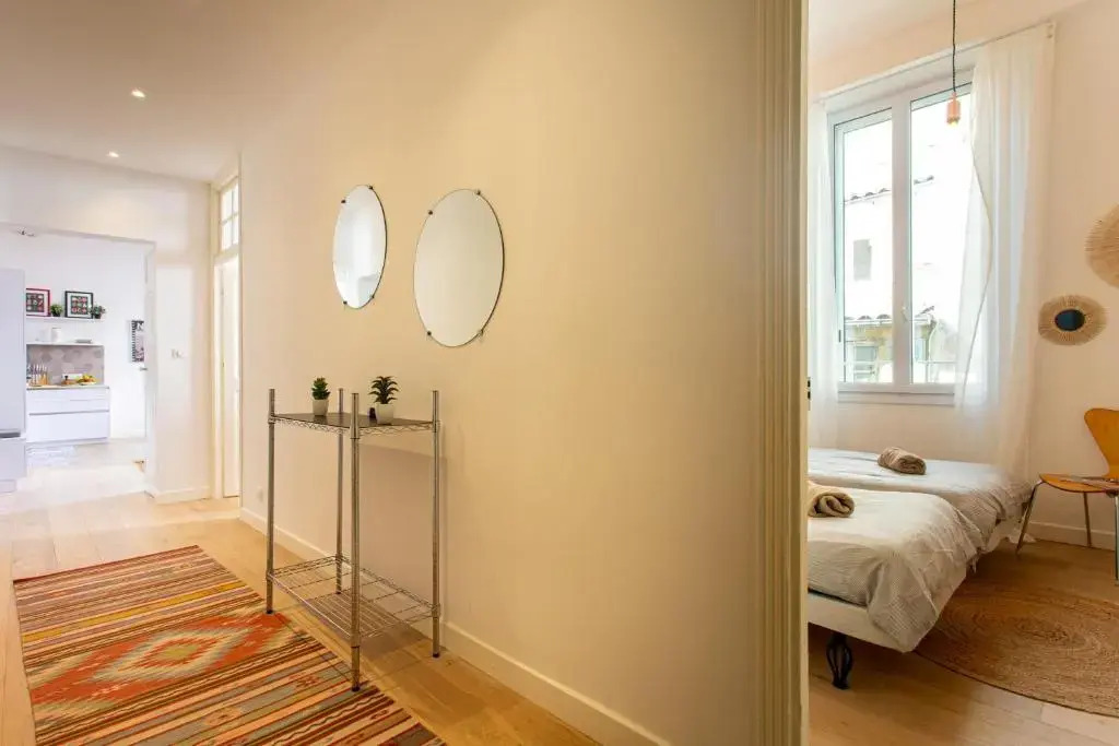St Vincent - 3 BEDROOMS, MAGNIFICENT,VASTE, SUNNY, A/C, WIFI