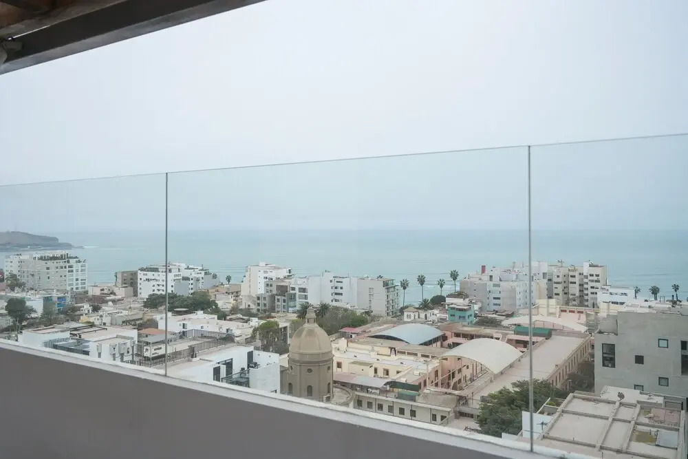 GLOBALSTAY. Martino 2BR Apartments. Sea View, Pool, Gym, BBQ
