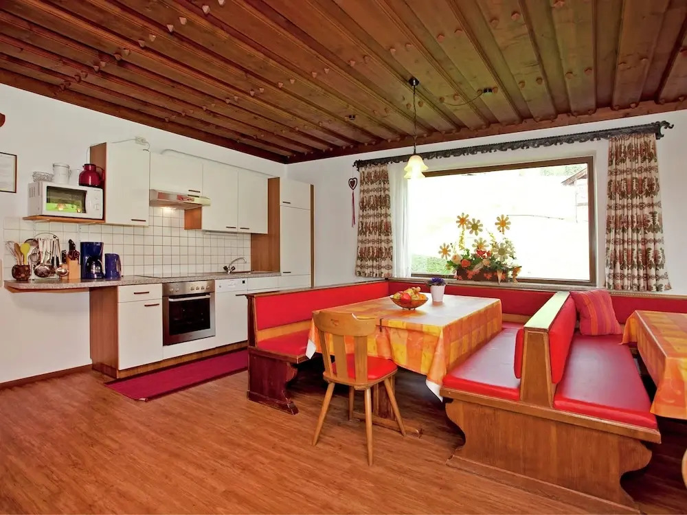 Bright Holiday Home in Saalbach With Mountain View