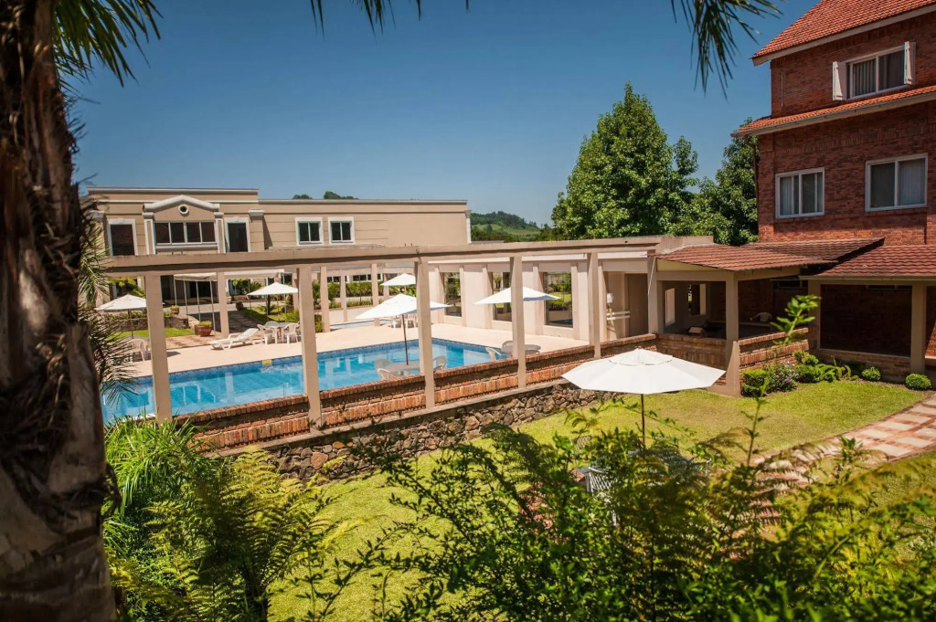 Farina Park Hotel