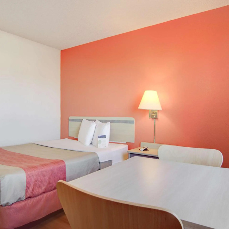 Motel 6-Colby, KS