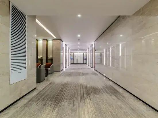 Grand Emporium Rezen ESA Apartment