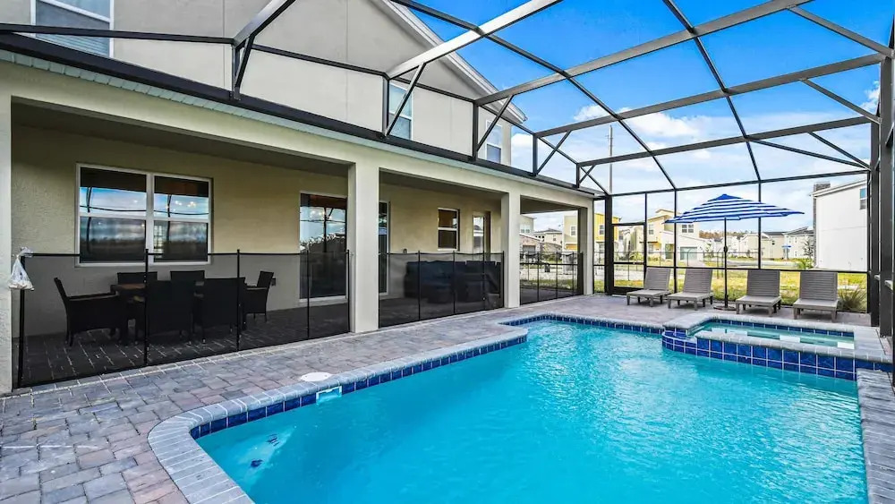 Lakeview 10BR Home Pool/SPA Game Room Disney Theme