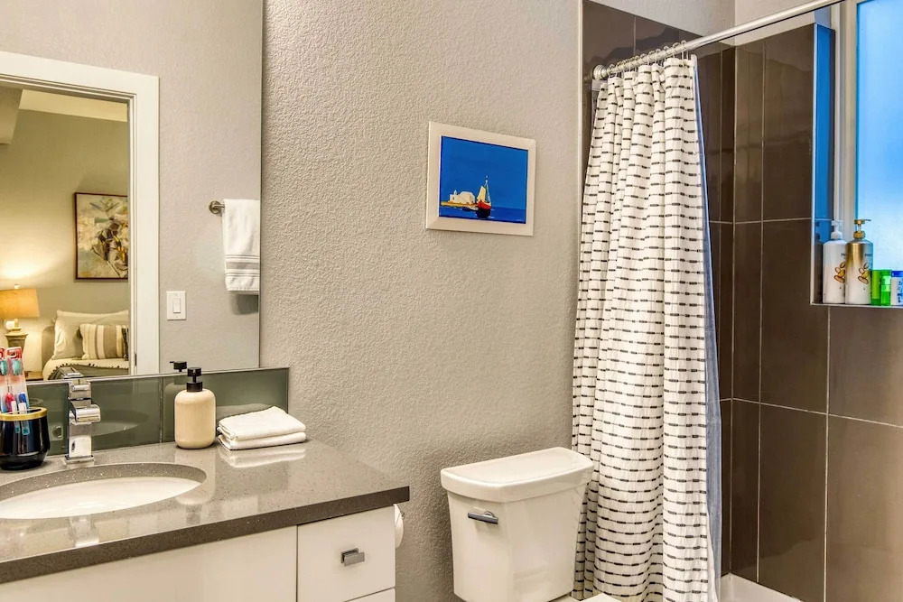 Walk to Empower Field: Townhome w/ Hot Tub!