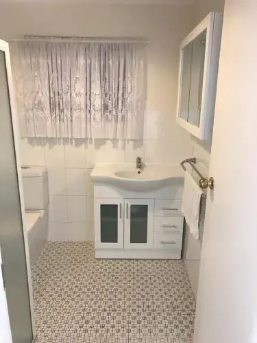 Adelaide Holiday Apartment