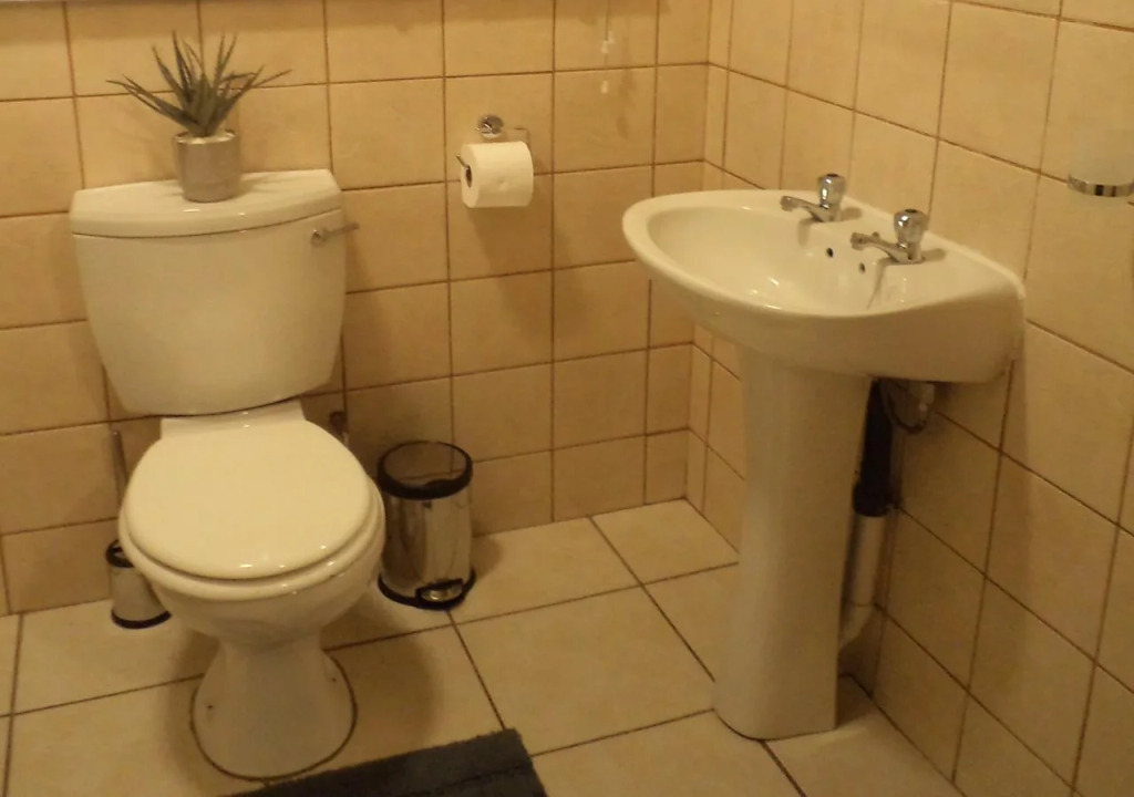 Mai Guest House