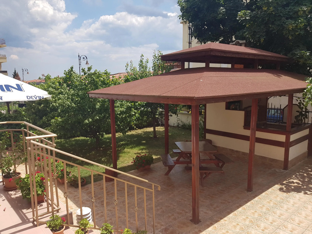 Hotel Larisa 2