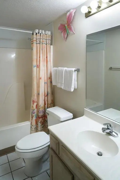 River Place Condos 110 3BD