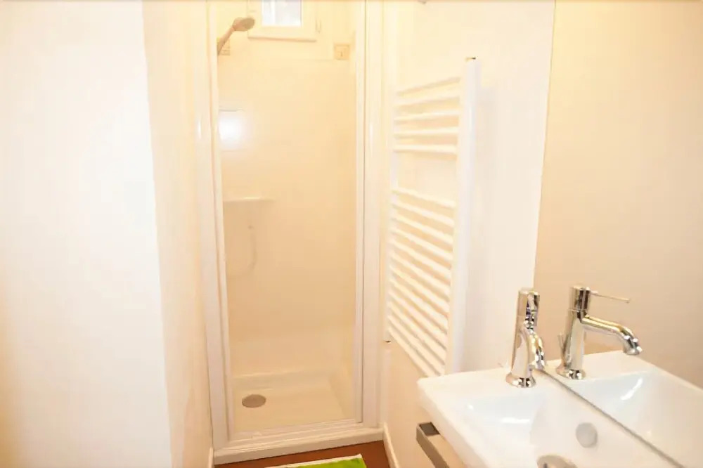 Apartment - 2 Bedrooms
