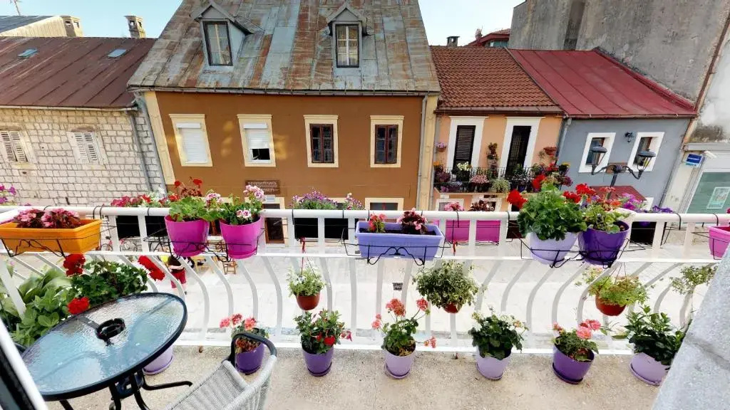 Adagio Apartment