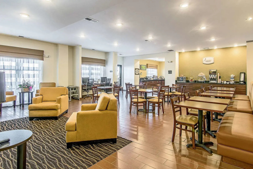 Sleep Inn & Suites West-Near Medical Center