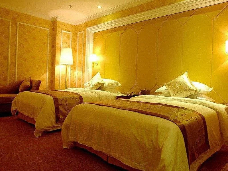 Fuye Holiday Hotel