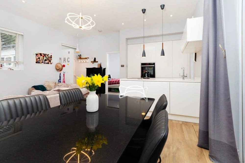 Charming Ground Floor Flat in Twickenham