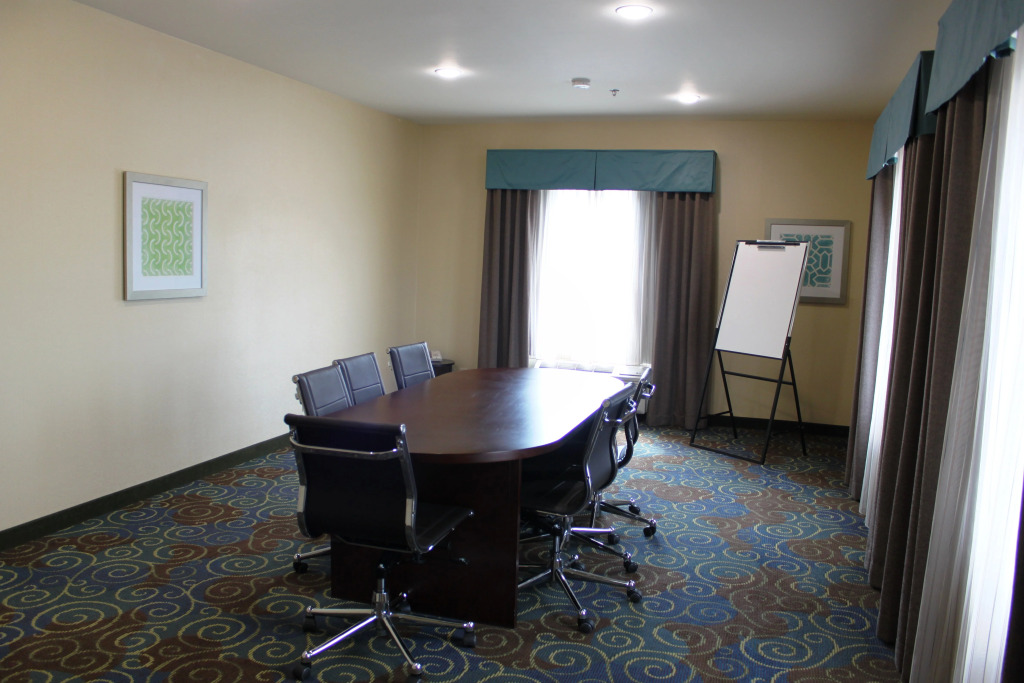 Holiday Inn Express Yorkton East by IHG