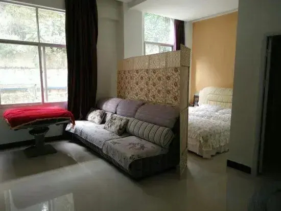 Yajing Theme Hotel