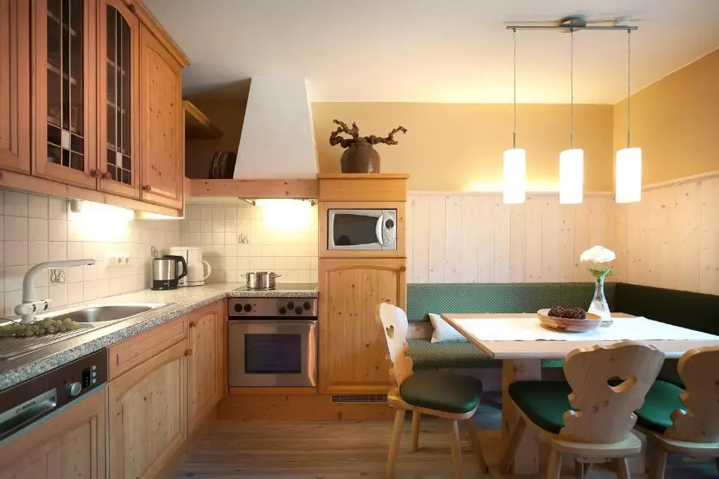 LEO Appartements