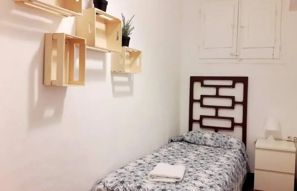 Interior Central El Born 3.2