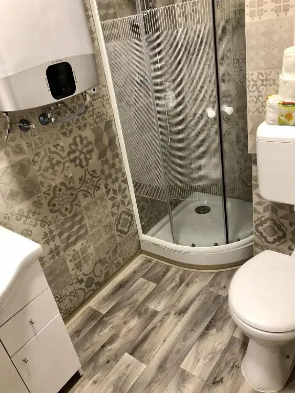 ÉVA apartman, Helikon-liget