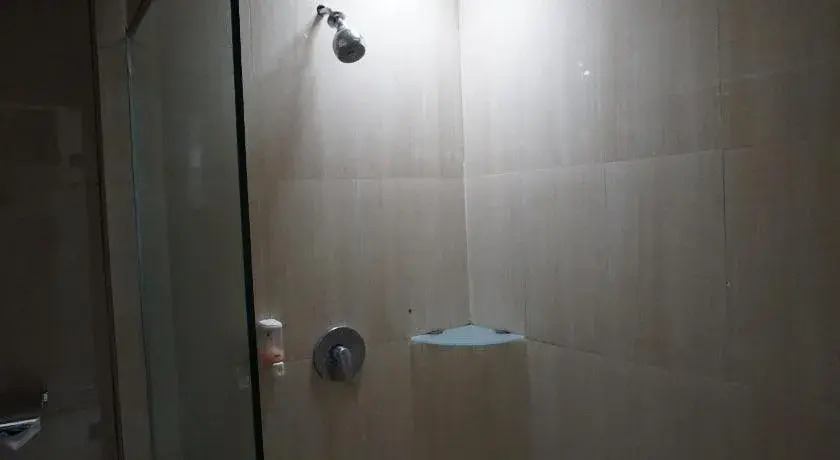 Jhoanie Hotel