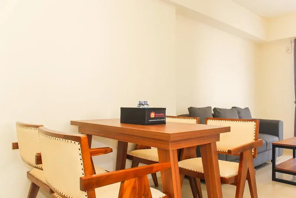 Strategic and Comfort 3BR Meikarta Apartment By Travelio