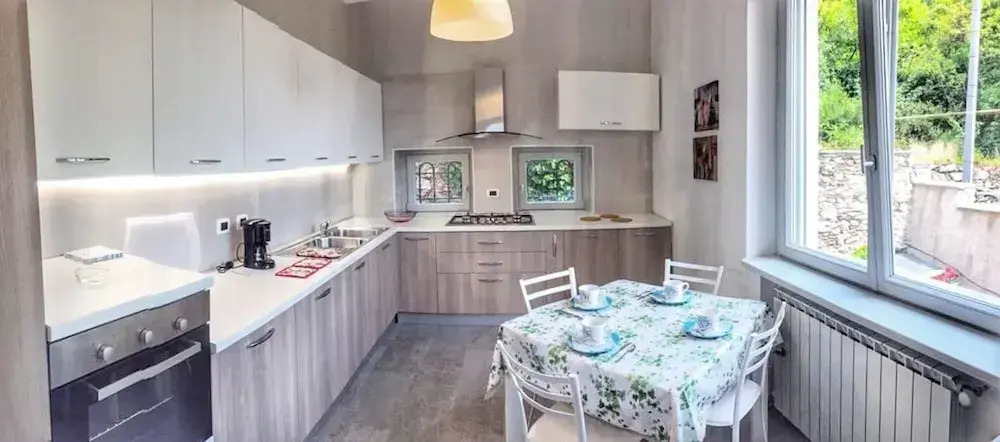 Oleandro 2 apartment in Mergozzo with pool
