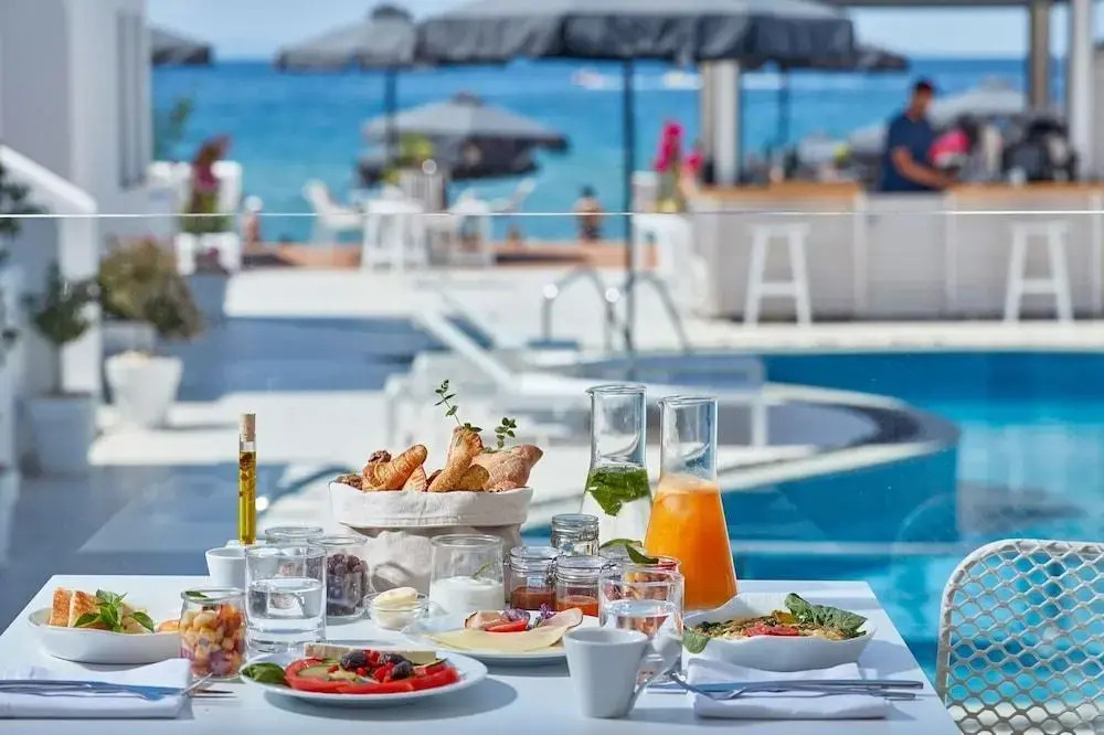 Icon Suites by the sea
