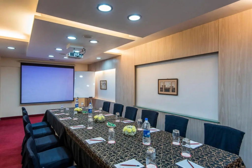 Hotel Park Central Koregaon Park