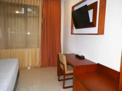 Multazam Syariah Hotel