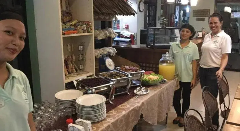 Makabata Guesthouse & Cafe
