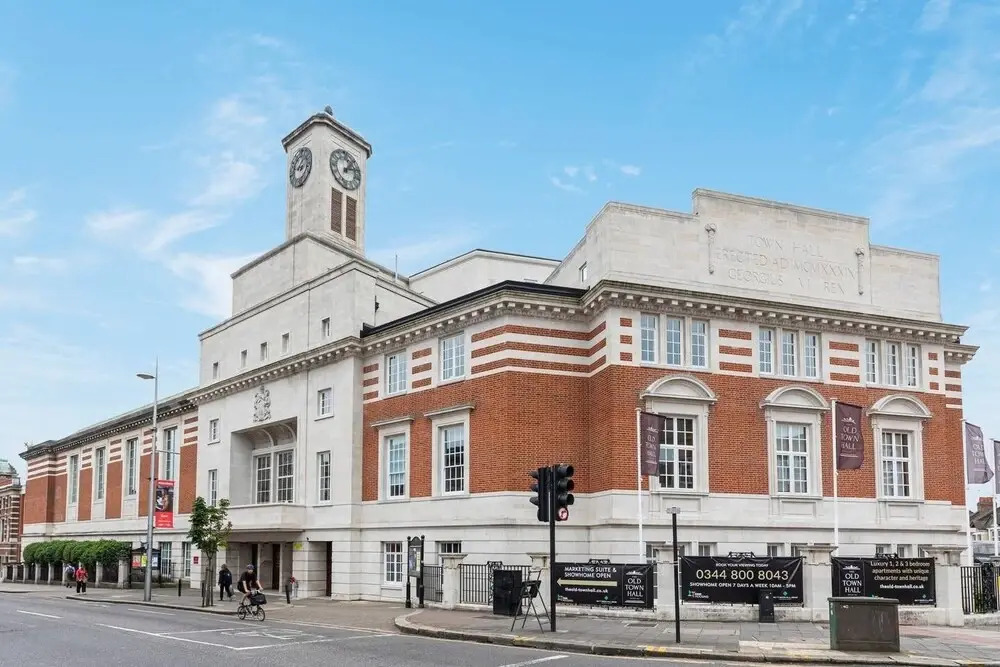 Lovely 1-bed Flat in Acton, West London, Sleeps 4