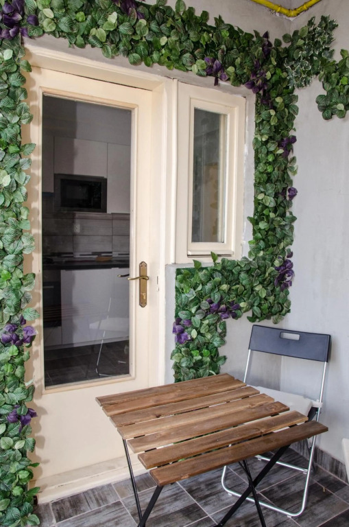 Four Rooms Apartment Central