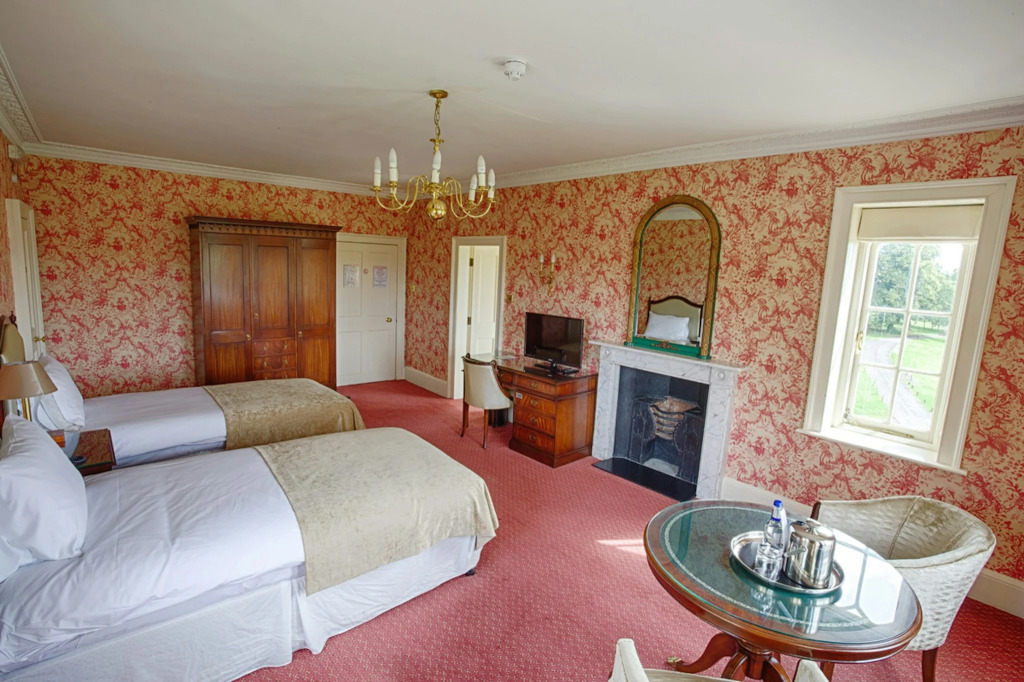 Donnington Grove Country Club
