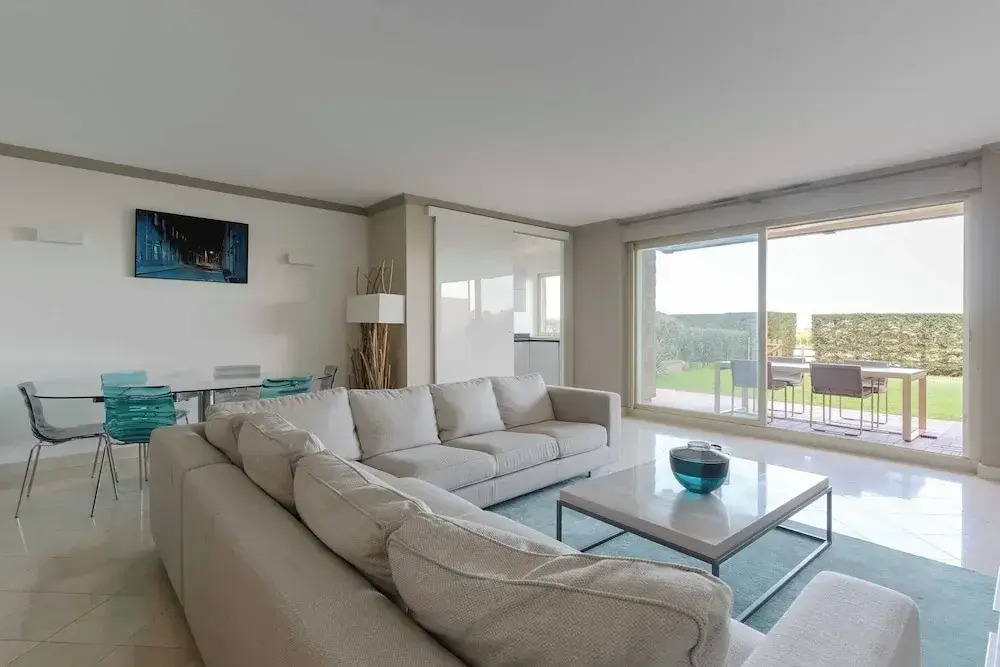 Luxurious Apartment 4 People - Casino Barria\"re