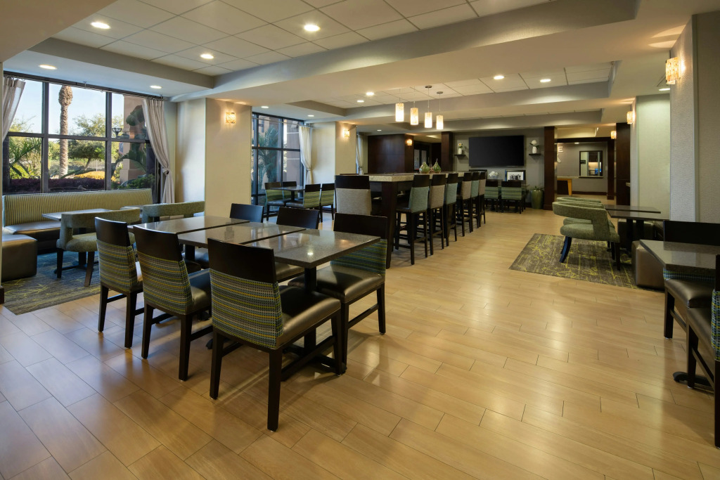 Hampton Inn Visalia
