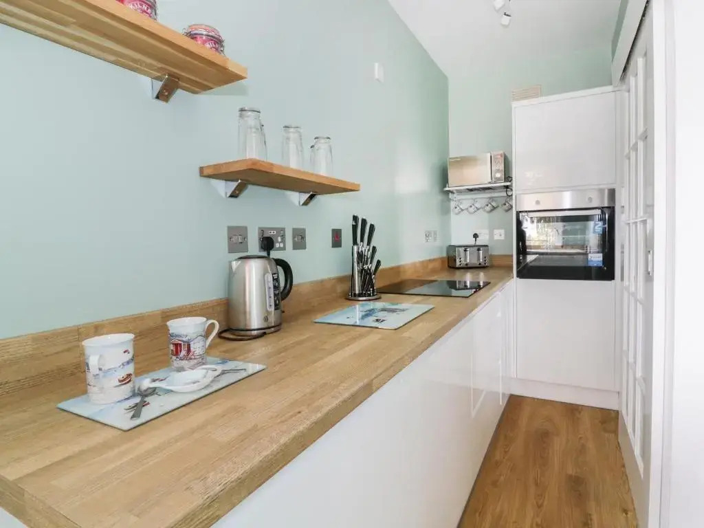Flat 1, Cambridge Court