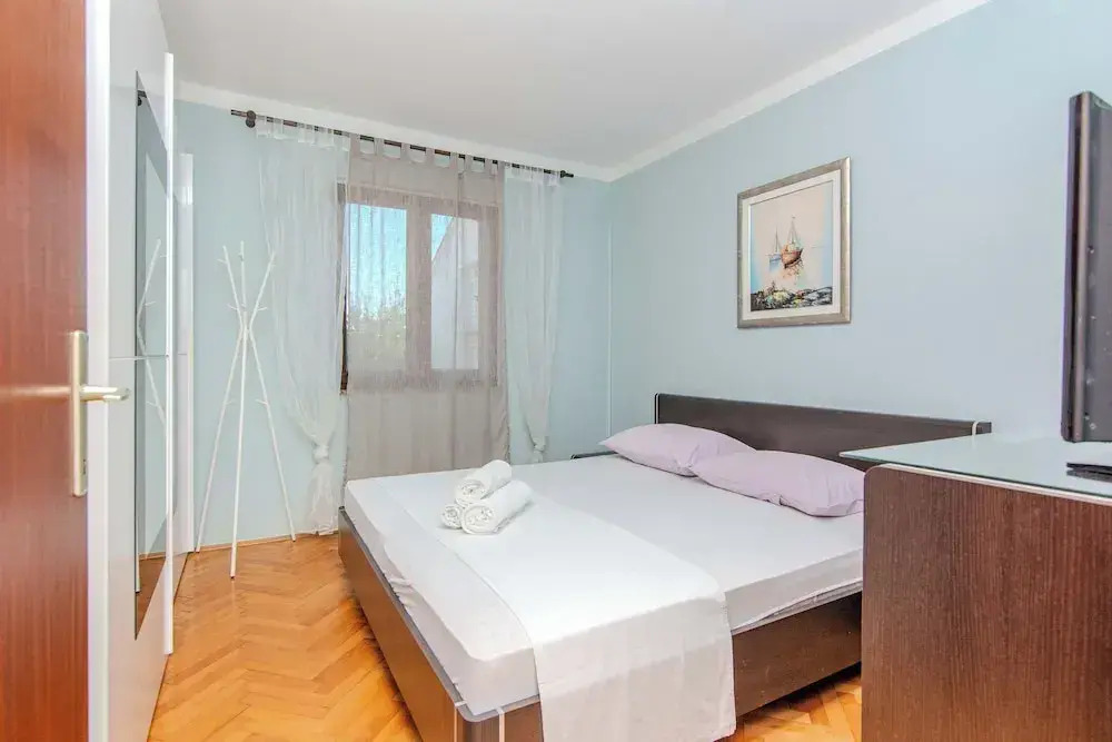 Holiday home Suric