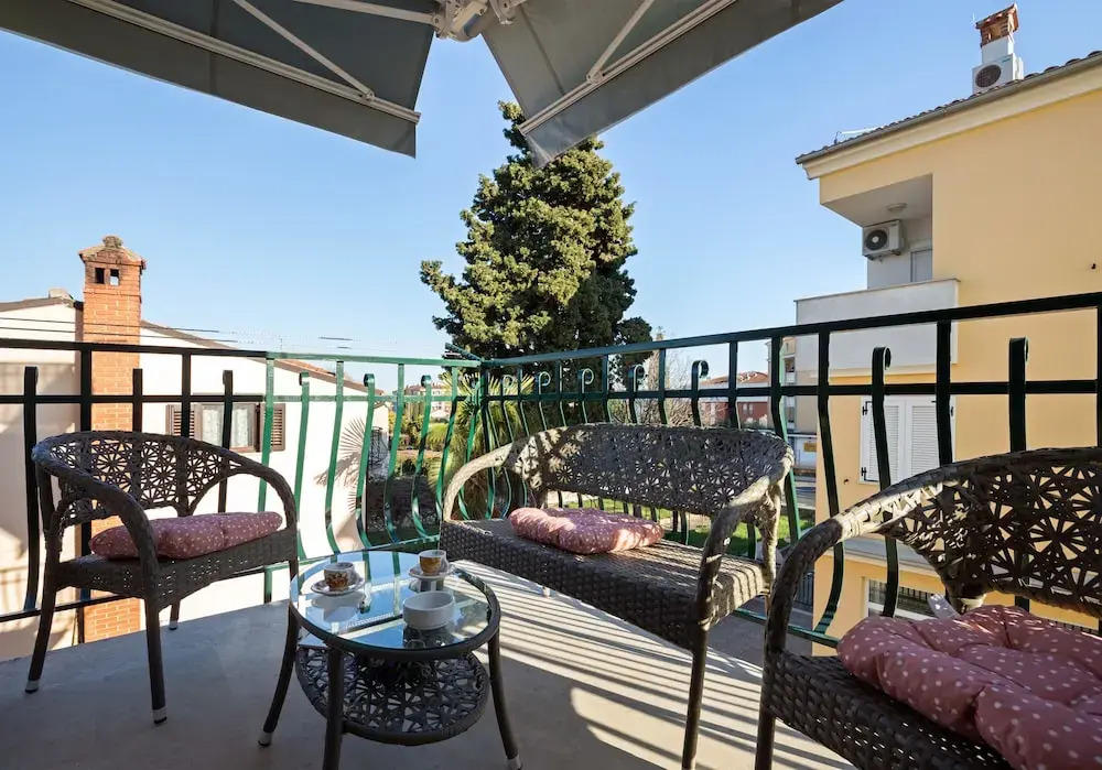 Apartment Elena