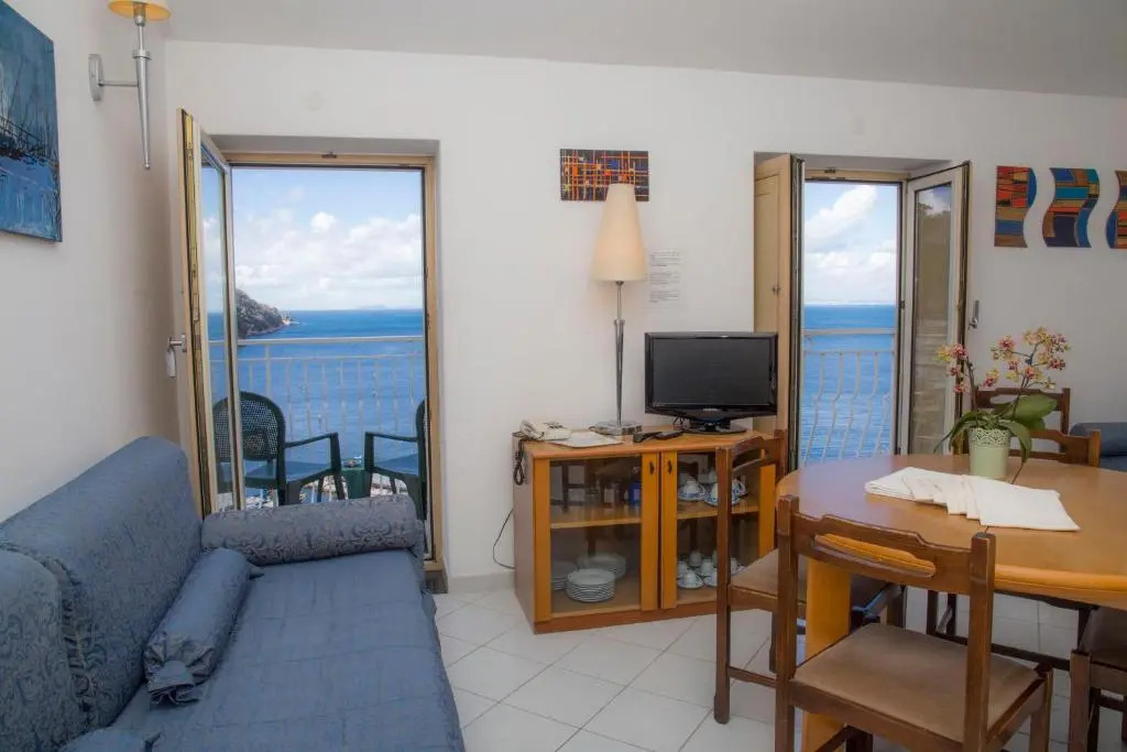 Coltur Suites
